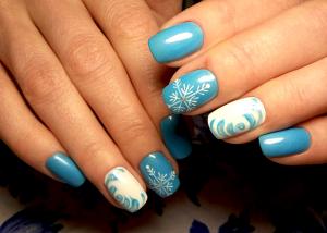 Beautiful New Year's nail design: photo ideas, new items, trends